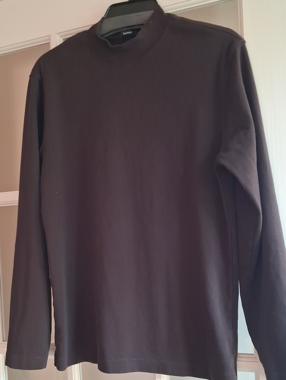 Men's Long-Sleeve Mock Neck Shirt in Dark Brown